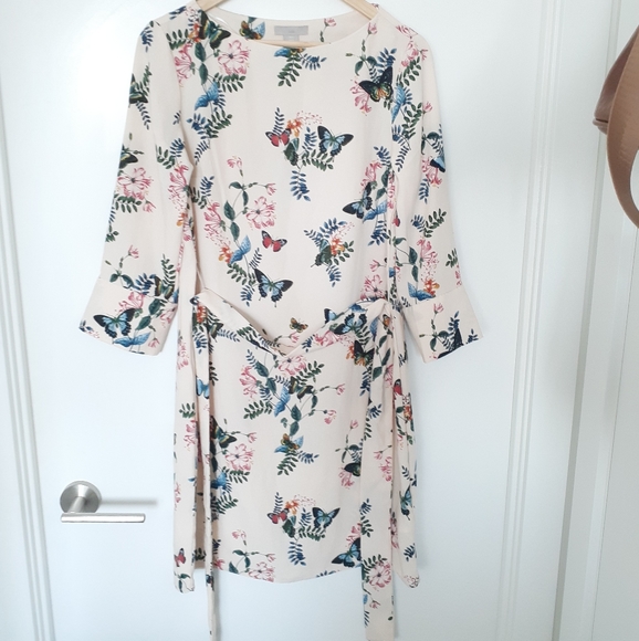 H&M 3 Quarter Sleeve Floral Dress - Picture 2 of 4